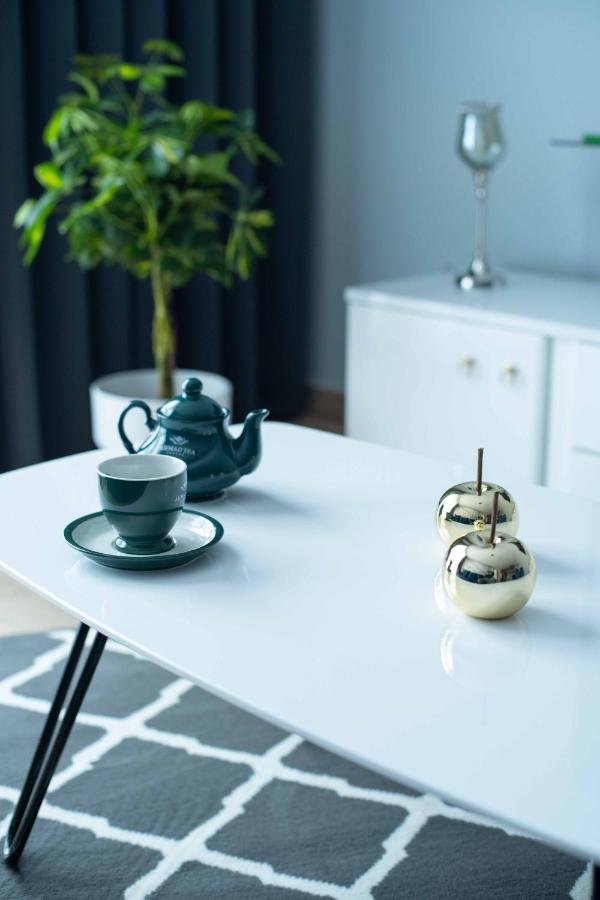 Spring Apartment *