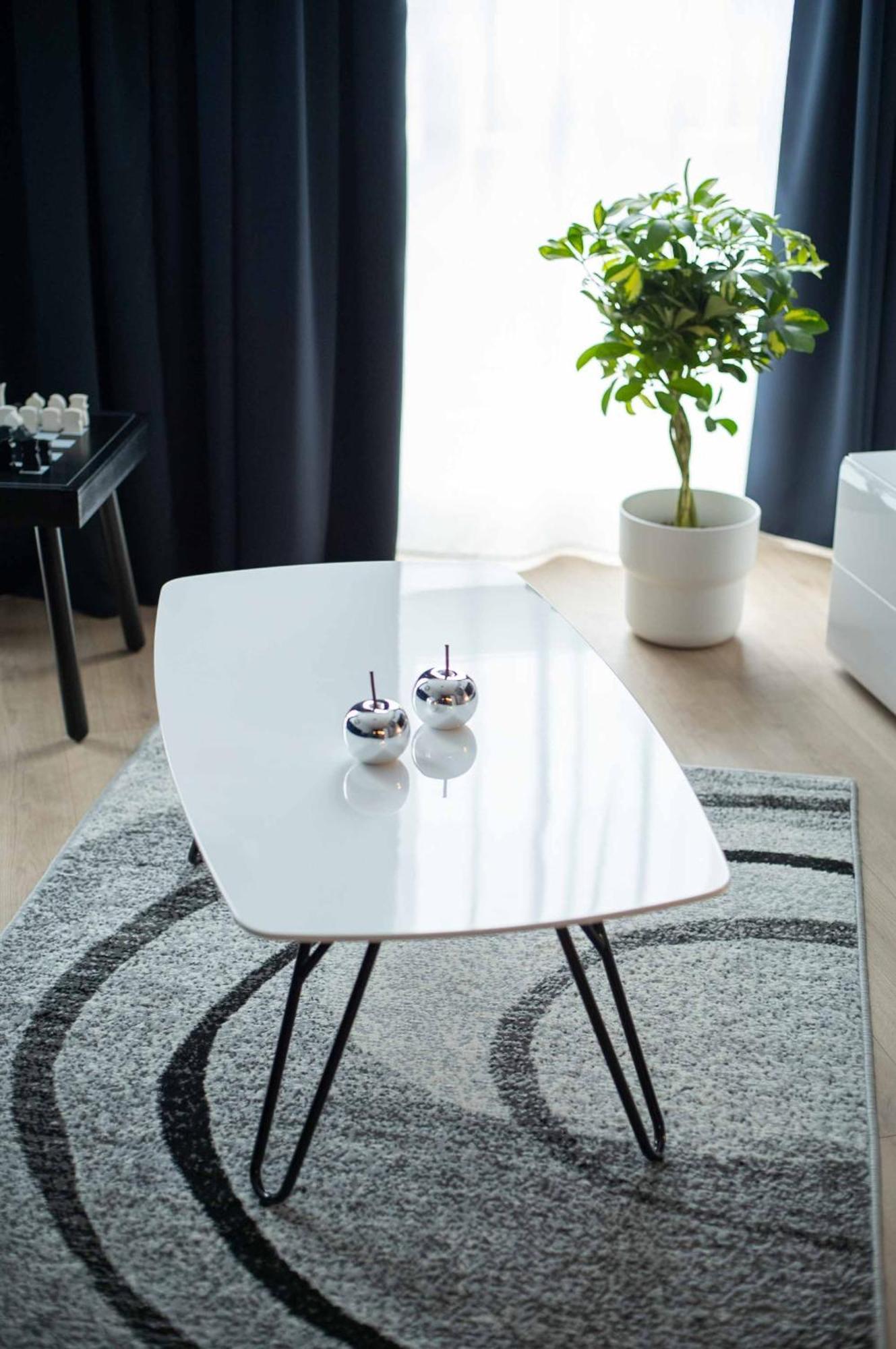 Apartment Spring
